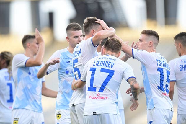 Dynamo Kiev players celebrates for Bogdan Lednev s goal during the Friendly football match between Fenerbahce and Dynamo Kiev at Ataturk Olympic Stadium in Istanbul , Turkey on August 04 , 2021. 