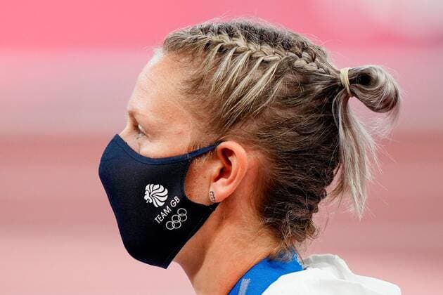 Tokio 2020 im Jahr 2021, Leichtathletik, Stabhochsprung, Damen, Siegerehrung Mandatory Credit: Photo by Dave Shopland Shutterstock (12249250a) Holly Bradshaw (GBR) with her Bronze Medal - Women s Pole Vault Final Athletics, Olympic Stadium, Tokyo Olympic Games, Olympische Spiele, Olympia, OS 2020, Japan - 06 Aug 2021 Athletics, Olympic Stadium, Tokyo Olympic Games 2020, Japan - 06 Aug 2021 Copyright: xDavexShopland Shutterstockx 12249250a