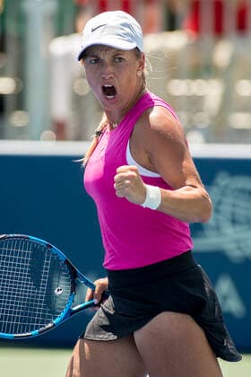 August 05, 2021: Yulia Putintseva (KAZ) defeated Ajla Tomljanovic (AUS) 36 75 63 in the second round of the Mubadala Silicon Valley Classic at San Jose State University in San Jose, California. TennisClix CSM San Jose USA - ZUMAc04_ 20210805_zaf_c04_479 Copyright: xMalxTaamx