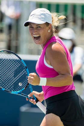 August 05, 2021: Yulia Putintseva (KAZ) defeated Ajla Tomljanovic (AUS) 36 75 63 in the second round of the Mubadala Silicon Valley Classic at San Jose State University in San Jose, California. TennisClix CSM San Jose USA - ZUMAc04_ 20210805_zaf_c04_480 Copyright: xMalxTaamx