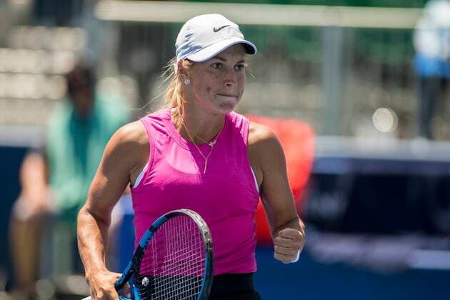 August 05, 2021: Yulia Putintseva (KAZ) defeated Ajla Tomljanovic (AUS) 36 75 63 in the second round of the Mubadala Silicon Valley Classic at San Jose State University in San Jose, California. TennisClix CSM San Jose USA - ZUMAc04_ 20210805_zaf_c04_500 Copyright: xMalxTaamx