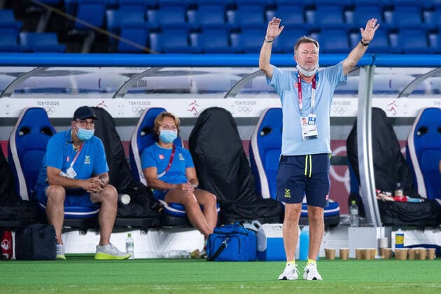 210806 Peter Gerhardsson, head coach of Sweden, in the women?s football final during day 14 of the Tokyo 2020 Olympic Games, Olympische Spiele, Olympia, OS on August 6, 2021 in Tokyo. Photo: Daniel Stiller BILDBYRAN kod DS DS0190 fotboll football soccer fotball olympic games olympics os ol olympiska spel olympiske leker tokyo2020 tokyo 2020 tokyo-os tokyo-ol bbeng sverige sweden canada kanada final Copyright: DANIELxSTILLER BB210806DS023
