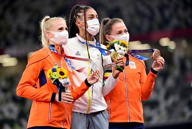 TOKYO, JAPAN - AUGUST 06 : Thiam Nafissatou (Bel) Athletics Heptathlon (Female) Gold Medal , VETTER Anouk (silver medal) , OOSTERWEGEL Emma (bronze medal) - Women s Heptathlon Podium ceremony during the Tokyo 2020 Summer Olympic Games, Olympische Spiele, Olympia, OS on August 6, 2021 in Tokyo, Japan, 06 08 2021 JO 2020 : Jeux Olympiques - JO2020 - Tokyo - 06 08 2021 PhotoNews Panoramic 