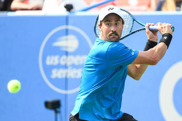 August 6, 2021, Washington, D.C, U.S: STEVE JOHNSON hits a backhand during his match against Jannik Sinner at the Rock Creek Tennis Center. Washington U.S. - ZUMAg196 20210806_zap_g196_008 Copyright: xKylexGustafsonx