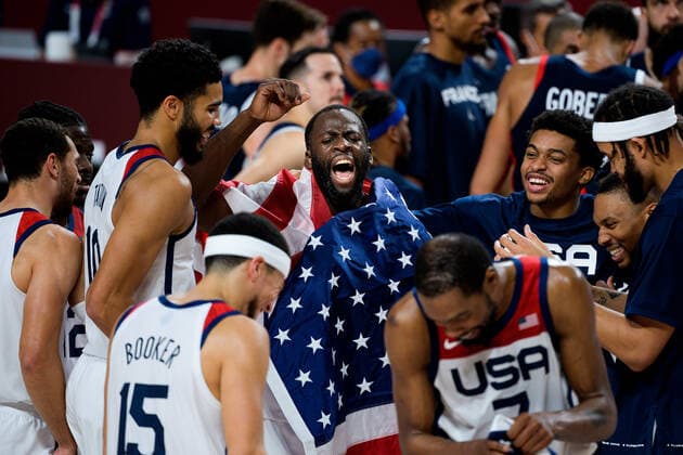 210807 Draymond Jamal Green of USA celebrates after the men s basketball final between France and USA match during day 15 of the Tokyo 2020 Olympic Games, Olympische Spiele, Olympia, OS on August 7, 2021 in Tokyo. Photo: Johanna Lundberg BILDBYRAN kod JL JL0162 basket basketball olympic games olympics os ol olympiska spel olympiske leker tokyo2020 tokyo 2020 tokyo-os tokyo-ol bbeng frankrike usa france jubel os-guld guld gold Copyright: JOHANNAxLUNDBERG BB210807JL006