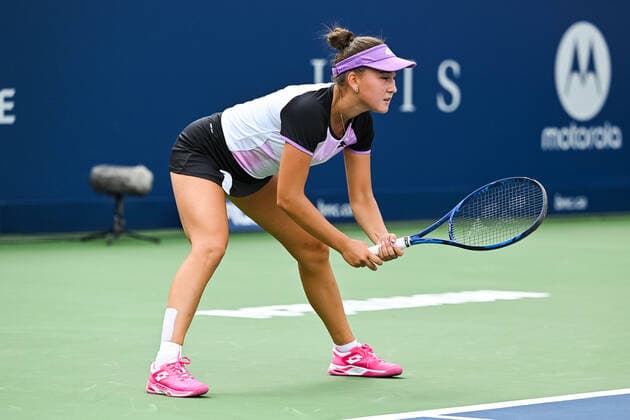 August 07, 2021: Kamilla Rakhimova (RUS) waits for service during the WTA, Tennis Damen National Bank Open qualifying round match at IGA Stadium in Montreal, Quebec. CSM Montreal Canada - ZUMAc04_ 20210807_zaf_c04_032 Copyright: xDavidxKirouacx