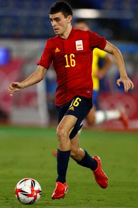 Pedri GONZALEZ (ESP), Einzelaktion mit Ball, Aktion, Brasilien - Spanien BRA - ESP 2:1 nach Verlaengerung AET, Fussball, Finale der Maenner, Football Men Gold Medal Match at International Stadium Yokohama 07.08.2021 Olympische Sommerspiele 2020, vom 23.07. - 08.08.2021 in Tokio Japan.
