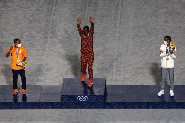 OLYMPICS - Summer Olympic Games, Olympische Spiele, Olympia, OS 2020 TOKYO,JAPAN,08.AUG.21 - OLYMPICS - Summer Olympic Games 2020, closing ceremony. Image shows the podium of the mans marathon with Nageeye Abdi (NED), Eliud Kipchoge (KEN) and Bashir Abdi (BEL).  GEPAxpictures xMichaelxMeindl