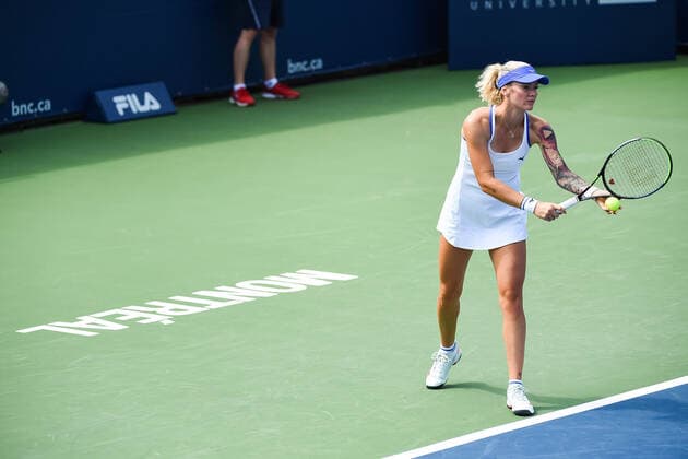August 08, 2021: Tereza Martincova (CZE) gets ready to serve the ball during the WTA, Tennis Damen National Bank Open qualifying round match at IGA Stadium in Montreal, Quebec. CSM Montreal Canada - ZUMAc04_ 20210808_zaf_c04_007 Copyright: xDavidxKirouacx