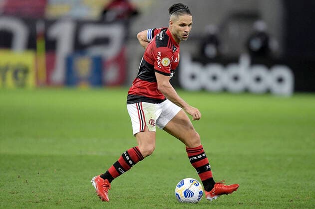 8th August 2021; Maracana Stadium, Rio de Janeiro, Brazil; Brazilian Serie A, Flamengo versus Internacional; Diego Ribas of Flamengo  ActionPlus12313332 AlexandrexLoureiro