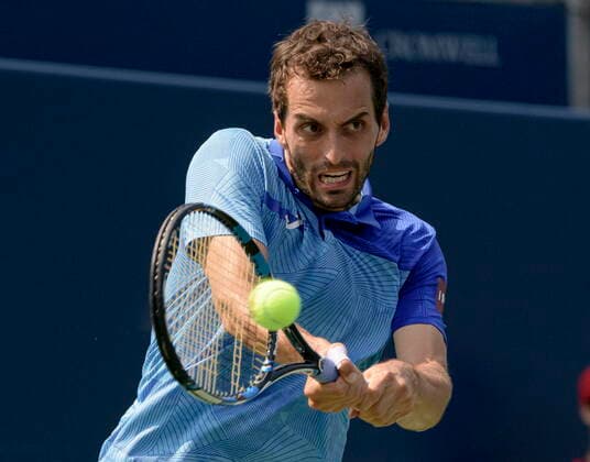 August 9, 2021, Toronto, on, Canada: SpainÃ¢â‚¬â ¢s Albert Ramos-Vinolas returns to CroatiaÃ¢â‚¬â ¢s Marin Cilic during men s National Bank Open tennis action in Toronto on Monday, Aug., 9, 2021. Canada News - August 9, 2021  - ZUMAc35_ 20210809_zaf_c35_028 Copyright: xChristopherxKatsarovx