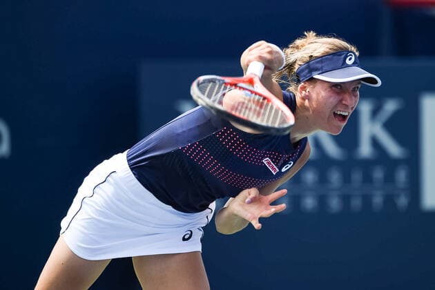 August 09, 2021: Viktorija Golubic (SUI) serves the ball during the WTA, Tennis Damen National Bank Open first round match at IGA Stadium in Montreal, Quebec. CSM Montreal Canada - ZUMAc04_ 20210809_zaf_c04_066 Copyright: xDavidxKirouacx