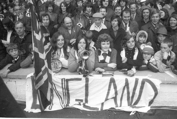 Europameisterschaft 1972 Viertelfinale Hinspiel: England - Deutschland 1:3 29.04.1972 in Wembley. Englische Fans im Wembleystadion in London vor dem Spiel.