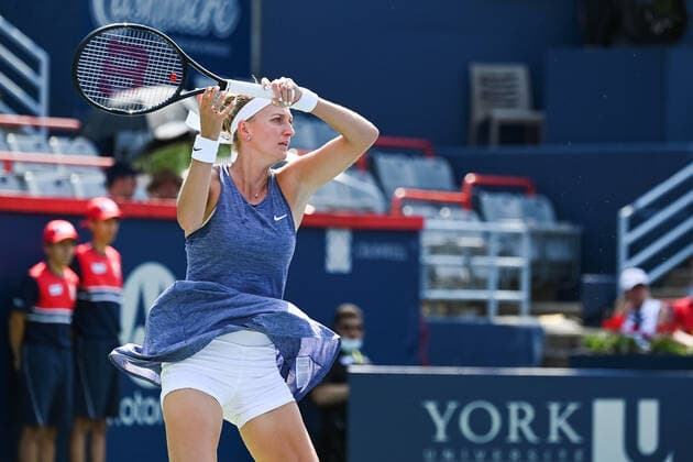August 10, 2021: Petra Kvitova (CZE) returns the ball during the WTA, Tennis Damen National Bank Open second round match at IGA Stadium in Montreal, Quebec. CSM Montreal Canada - ZUMAc04_ 20210810_zaf_c04_044 Copyright: xDavidxKirouacx