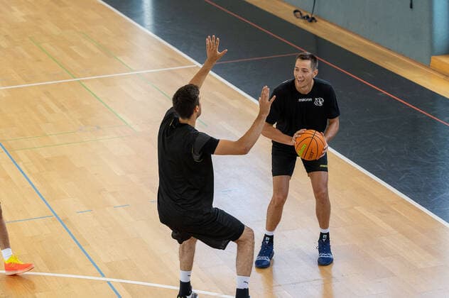 Basketball 2. Bundesliga 2021 2022 11.08.21 Trainingsstart: Ryan Mikesell (Tigers Tuebingen) Tigers Tuebingen Trainingsstart, Tuebingen, 11.08.2021 Tuebingen Copyright: xDennisxDuddek xEibnerxPressefotox EP_DDK