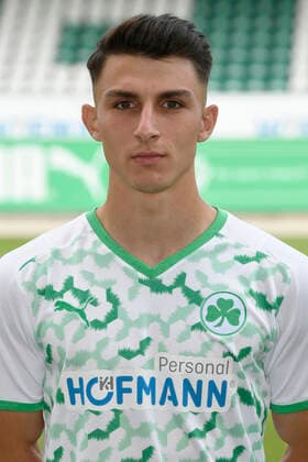 10.08.2021 - SpVgg Greuther Fürth ( Kleeblatt Spielvereinigung ) - 1. Fussball Bundesliga - Saison 2021 2022 - Fototermin Porträttermin - - Einzelbild Einzelfoto Portrait Porträt Kopfbild - Mert Yusuf Torlak (39, SpVgg Greuther Fürth )