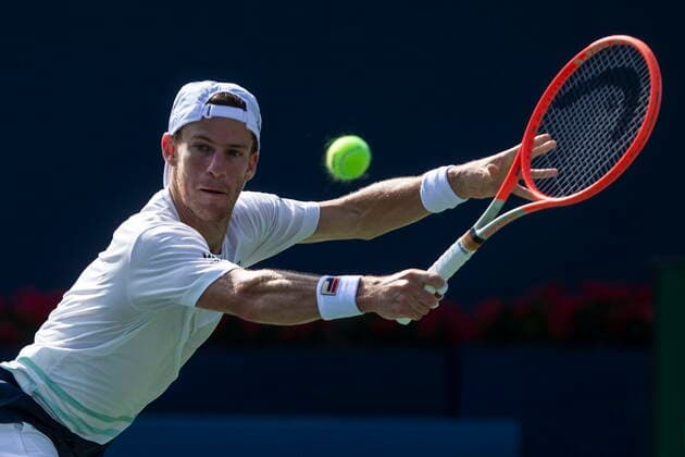 August 12, 2021, Toronto, on, Canada: Argentina s Diego Schwartzman hits a return during his 6-3, 3-6, 7-5 loss to Spain s Roberto Bautista Agut in menÃ¢â‚¬â ¢s National Bank Open tennis action in Toronto, Thursday, Aug. 12, 2021. Diego Schwartzman  - ZUMAc35_ 20210812_zaf_c35_103 Copyright: xChrisxYoungx