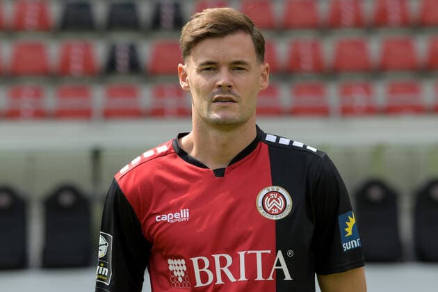13.08.2021, xjhx, Fussball 3.Liga, SV Wehen Wiesbaden, emspor, Fototermin Porträt, Teamfoto und Porträttermin 2021 2022, v.l. Stefan Stangl Wiesbaden