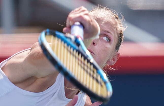 August 13, 2021, Montreal, PQ, Canada: Karolina Pliskova, of the Czech Republic, serves to Sara Sorribes Tormo, of Spain, during quarter-final National Bank Open women s tennis tournament action, in Montreal, Friday, Aug. 13, 2021. Karolina Pliskova - ZUMAc35_ 20210813_zaf_c35_070 Copyright: xPaulxChiassonx