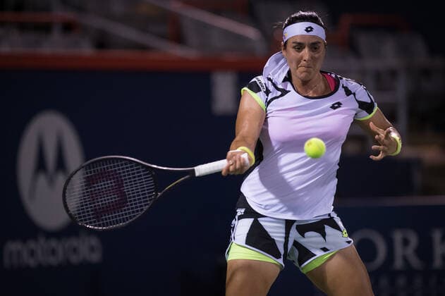 MONTREAL, QC - AUGUST 13: Ons Jabeur from Tunisia competes during the quarterfinals of the WTA, Tennis Damen National Bank Open match on August 13, 2021 at IGA Stadium in Montreal, QC(Photo by Vincent Ethier Icon Sportswire) TENNIS: AUG 13 National Bank Open Icon2108132380