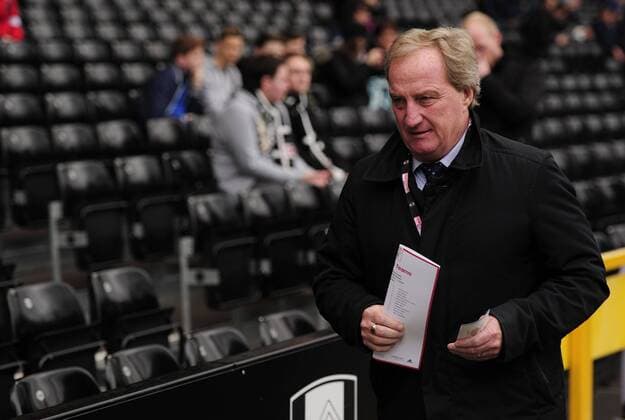 Fußball, Trainerhistorie Brentford FC von 1903 bis heute Mandatory Credit: Photo by Joe Toth BPI Shutterstock (4610313be) England Assistant Manager Ray Lewington Sky Bet Championship 2014 15 Fulham v Brentford Craven Cottage, Stevenage Rd, London, United Kingdom - 3 Apr 2015 EDITORIAL USE ONLY No use with unauthorised audio, video, data, fixture lists (outside the EU), club league logos or live services. Online in-match use limited to 45 images (+15 in extra time). No use to emulate moving images. No use in betting, games or single club league player publications services. Sky Bet Championship 2014 15 Fulham v Brentford Craven Cottage, Stevenage Rd, London, United Kingdom - 3 Apr 2015 EDITORIAL USE ONLY No use with unauthorised audio, video, data, fixture lists (outside the EU), club league logos or live services. Online in-match use limited to 45 images (+15 in extra time). No use to emulate moving images. No use in betting, games or  Copyright: xJoexToth BPI Shutterstockx 4610313be
