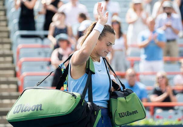 August 14, 2021, Montreal, PQ, Canada: Aryna Sabalenka, of Belarus, salutes the crowd after her loss to Karolina Pliskova, of the Czech Republic, in their semifinal match at the National Bank Open women s tennis tournament action in Montreal, Saturday, Aug. 14, 2021. Aryna Sabalenka, Karolina Pliskova , - ZUMAc35_ 20210814_zaf_c35_009 Copyright: xGrahamxHughesx
