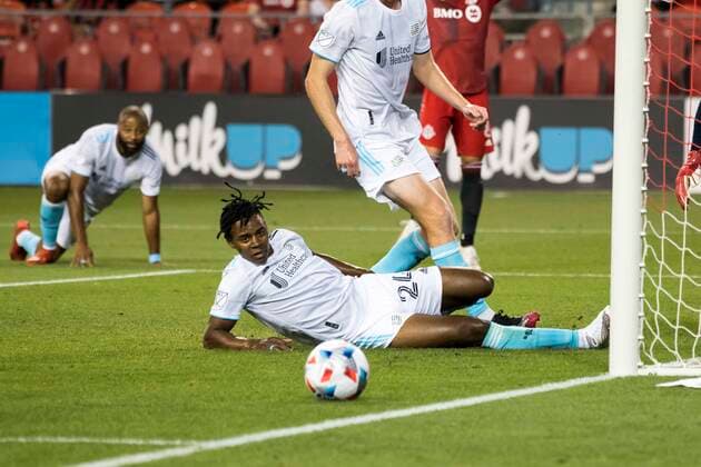 August 14, 2021, Toronto, Ontario, Canada: DeJuan Jones (24) in action during the MLS, Fussball Herren, USA game between between Toronto FC and New England Revolution The game ended 1-2 Toronto Canada - ZUMAm154 20210814_zap_m154_026 Copyright: xAngelxMarchinix