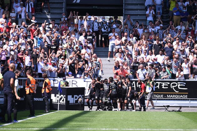 JOIE - FAIR PLAY - EQUIPE DE FOOTBALL D ANGERS SCO FOOTBALL : Angers vs Lyon - Ligue 1 Uber Eats - 15 08 2021 FEP Panoramic 