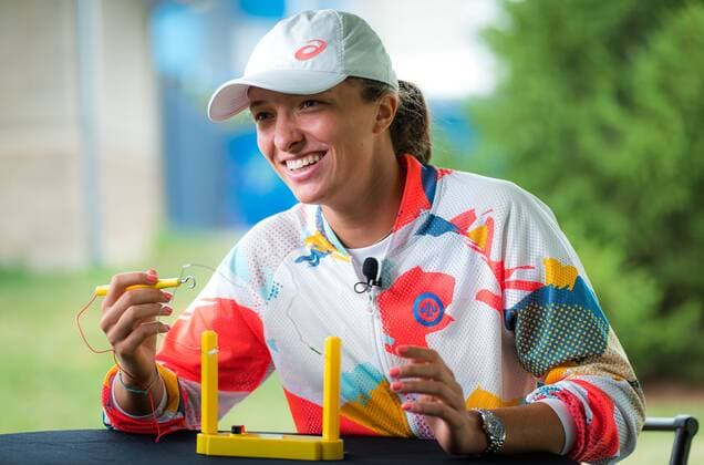 Mandatory Credit: Photo by Rob Prange Shutterstock (12293268cr) Iga Swiatek of Poland talks to the media ahead of the 2021 Western & Southern Open WTA, Tennis Damen 1000 tennis tournament 2021 Western & Southern Open Day 2 - 15 Aug 2021 2021 Western & Southern Open Day 2 - 15 Aug 2021  Copyright: xRobxPrange Shutterstockx 12293268cr