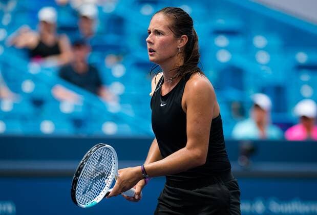 Mandatory Credit: Photo by Rob Prange Shutterstock (12294756w) Daria Kasatkina of Russia in action during the first round of the 2021 Western & Southern Open WTA, Tennis Damen 1000 tennis tournament Western & Southern Open Day Three, Tennis, Cincinnati, USA, 16 Aug 2021 Western & Southern Open Day Three, Tennis, Cincinnati, USA, 16 Aug 2021  Copyright: xRobxPrange Shutterstockx 12294756w