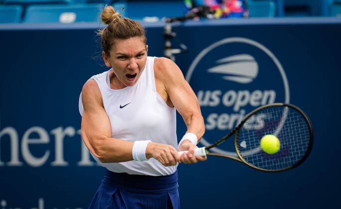 Mandatory Credit: Photo by Rob Prange Shutterstock (12311707a) Simona Halep of Romania in action during the first round of the 2021 Western & Southern Open WTA, Tennis Damen 1000 tennis tournament 2021 Western & Southern Open Day 4 - 17 Aug 2021 2021 Western & Southern Open Day 4 - 17 Aug 2021  Copyright: xRobxPrange Shutterstockx 12311707a
