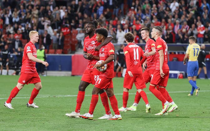 SOCCER - UEFA CL, RBS vs Broendby SALZBURG,AUSTRIA,17.AUG.21 - SOCCER - UEFA Champions League play off, Red Bull Salzburg vs Broendby IF Kopenhagen. Image shows the rejoicing of RBS.  GEPAxpictures xHaraldxSteiner