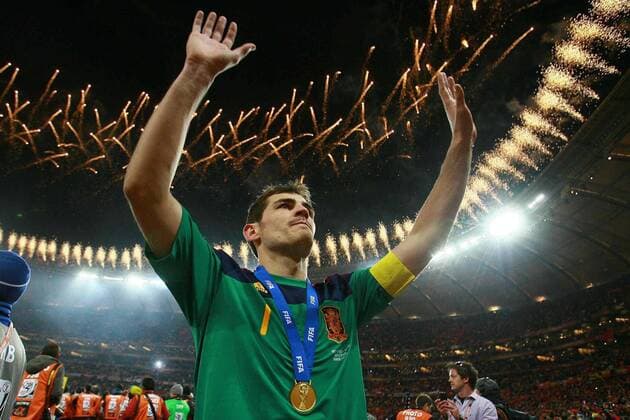 Mandatory Credit: Photo by Back Page Images Shutterstock (1206333ai) Iker Casillas of Spain celebrates with his winner s medal Netherlands v Spain, 2010 FIFA World Cup, WM, Weltmeisterschaft, Fussball Final football match, Soccer City, Johannesburg, South Africa - 11 Jul 2010 Iker Casillas of Spain celebrates with his winner s medal as fireworks go off after his sides win against Netherlands in the World Cup Final EDITORIAL USE ONLY Netherlands v Spain, 2010 FIFA World Cup Final football match, Soccer City, Johannesburg, South Africa - 11 Jul 2010 EDITORIAL USE ONLY  Copyright: xBackxPagexImages Shutterstockx 1206333ai