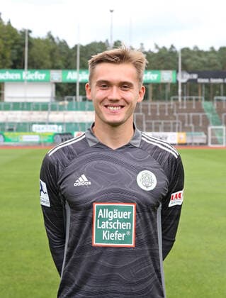 17.08.2021, xklex, Fussball Regionalliga Suedwest, FC Homburg Fototermin 2021 22 Porträttermin 2021 2022, emspor, v.l. Niklas Knichel (DFL DFB REGULATIONS PROHIBIT ANY USE OF PHOTOGRAPHS as IMAGE SEQUENCES and or QUASI-VIDEO) Homburg