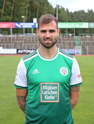 17.08.2021, xklex, Fussball Regionalliga Suedwest, FC Homburg Fototermin 2021 22 Porträttermin 2021 2022, emspor, v.l. Patrick Dulleck (DFL DFB REGULATIONS PROHIBIT ANY USE OF PHOTOGRAPHS as IMAGE SEQUENCES and or QUASI-VIDEO) Homburg