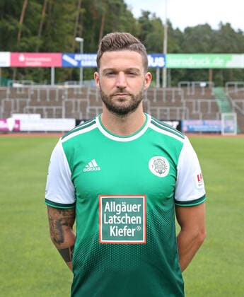 17.08.2021, xklex, Fussball Regionalliga Suedwest, FC Homburg Fototermin 2021 22 Porträttermin 2021 2022, emspor, v.l. Patrick Lienhard (DFL DFB REGULATIONS PROHIBIT ANY USE OF PHOTOGRAPHS as IMAGE SEQUENCES and or QUASI-VIDEO) Homburg