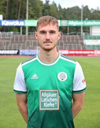 17.08.2021, xklex, Fussball Regionalliga Suedwest, FC Homburg Fototermin 2021 22 Porträttermin 2021 2022, emspor, v.l. Philipp Schuck (DFL DFB REGULATIONS PROHIBIT ANY USE OF PHOTOGRAPHS as IMAGE SEQUENCES and or QUASI-VIDEO) Homburg