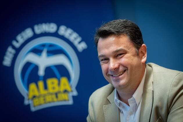 Sport Bilder des Tages Basketball Berlin 18.08.2021 1. Bundesliga BBL Euroleague Saison 2021 2022 Alba Berlin stellt seinen neuen Cheftrainer Israel Gonzalez vor