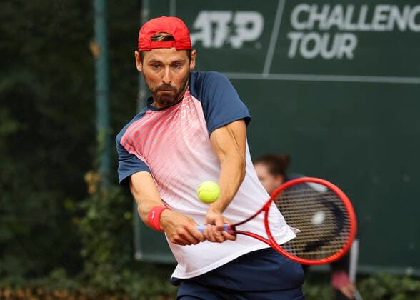 Julian Lenz (GER) Tennis - Sauerland Open2021 - ATP, Tennis Herren Challenger Tour - Luedenscheid Tennis-Verein - Luedenscheid - Nordrhein Westfalen - Deutschland - 18 August 2021. Copyright: xJuergenxHasenkopfx
