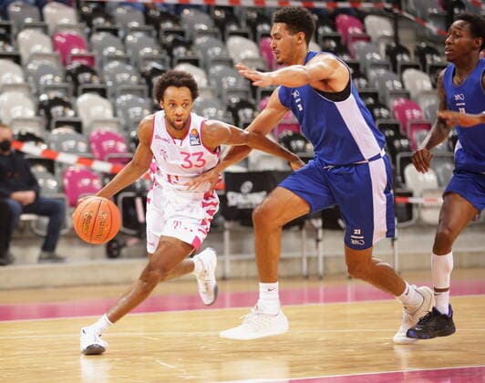 Parker Jackson-Cartwright Telekom Baskets Bonn , Testspiel vs. RheinStars Köln easyCredit BBL 1. Bundesliga , Saison 2021 2022