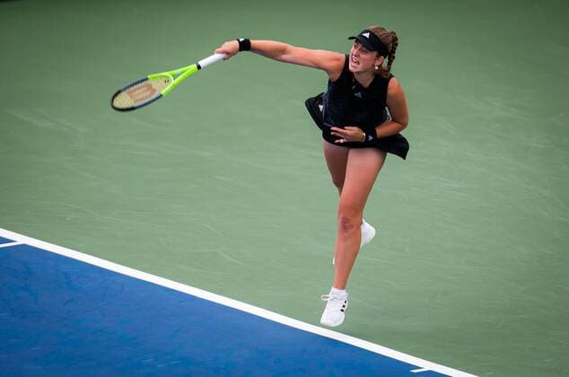 Mandatory Credit: Photo by Rob Prange Shutterstock (12324303a) Jelena Ostapenko of Latvia in action during the third round at the 2021 Western & Southern Open WTA, Tennis Damen 1000 tennis tournament Western & Southern Open Day Six, Tennis, Cincinnati, USA, 19 Aug 2021 Western & Southern Open Day Six, Tennis, Cincinnati, USA, 19 Aug 2021  Copyright: xRobxPrange Shutterstockx 12324303a