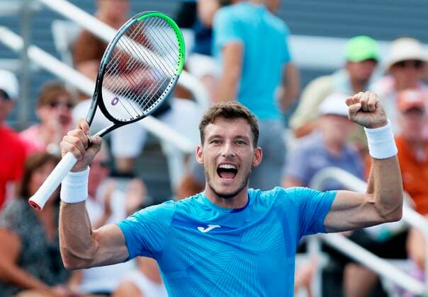 Sport Bilder des Tages Pablo Carreno Busta of Spain celebrates the victory against Hubert Hurkacz of Poland, during the third round of the Cincinnati Masters, at the Linder Tennis Center, in Mason, Ohio, US, 19 August 2021. Masters de Cincinnati !ACHTUNG: NUR REDAKTIONELLE NUTZUNG!  Copyright: xMARKxLYONSx AME9826 20210819-469ab1aefdac61019593d66aeb85481dac76945e