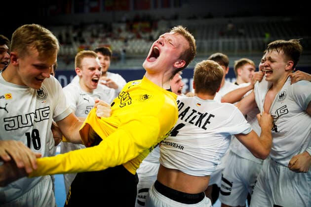 Bilder des Jahres 2021, Sport 08. August Sport Themen der Woche KW33 Sport Bilder des Tages M19 EHF Euro Handball 2021, Germany vs Spain, Varazdin, Croatia, 18.08.2021, Copyright: xAnzexMalovrhx xkolektiffx 