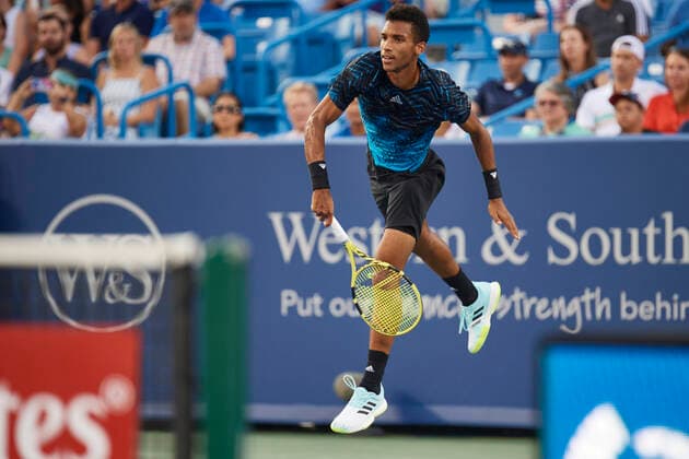 CINCINNATI, OH - AUGUST 20: Felix Auger-Aliassime of Canada hits a serves during the quarter final match on day 5 of the Western & Southern Open at the Lindner Family Tennis Center in Mason, Ohio on August 20, 2021. (Photo by Shelley Lipton Icon Sportswire) TENNIS: AUG 20 Western & Southern Open Icon210820742