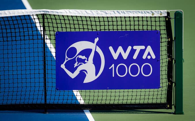 August 21, 2021, CINCINNATI, UNITED STATES: WTA, Tennis Damen Logo at the 2021 Western & Southern Open WTA 1000 tennis tournament CINCINNATI UNITED STATES - ZUMAa181 20210821_zaa_a181_096 Copyright: xRobxPrangex