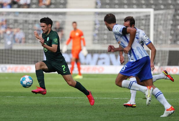 Herta BSC vs. VfL, 1. BL Berlin, 21.08.2021, FUßBALL - Hertha BSC Berlin vs. VfL Wolfsburg, 1. BL, Saison 2021 22, Olympia Stadion. Bild zeigt: Josip Brekalo (VfL Wolfsburg) Berlin *** Herta BSC vs VfL, 1 BL Berlin, 21 08 2021, FOOTBALL Hertha BSC Berlin vs VfL Wolfsburg, 1 BL, season 2021 22, Olympia Stadion picture shows Josip Brekalo VfL Wolfsburg Berlin