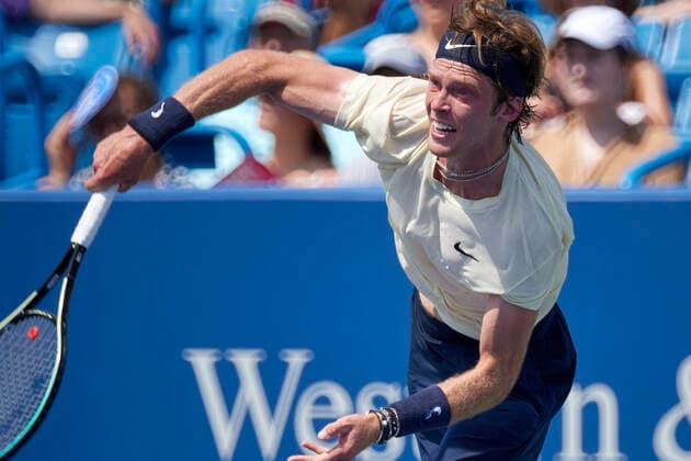 CINCINNATI, OH - AUGUST 21: Andrey Rublev of Russia watches the ball after hitting a serve during the semifinal match on day 7 of the Western & Southern Open at the Lindner Family Tennis Center in Mason, Ohio on August 21, 2021. (Photo by Shelley Lipton Icon Sportswire) TENNIS: AUG 21 Western & Southern Open Icon210821982