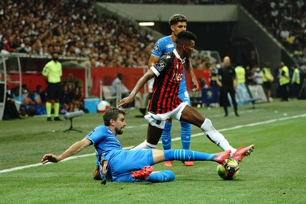 Luan Peres (Olympique de Marseille) - Hicham Boudaoui (OGC Nice) FOOTBALL : OGC Nice vs Olympique de Marseille - Ligue 1 Uber Eats - Nice - 22 08 2021 NorbertScanella PanoramiC 