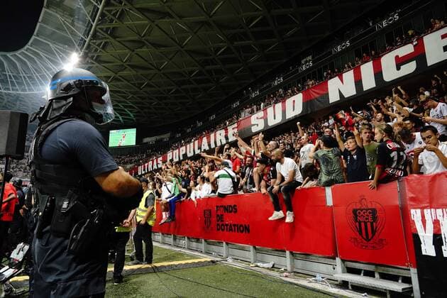 Supporters de l OGC Nice - CRS FOOTBALL : OGC Nice vs Olympique de Marseille - Ligue 1 Uber Eats - Nice - 22 08 2021 NorbertScanella PanoramiC 