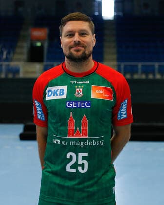 23.08.2021, xgox, Handball LIQUI MOLY HBL, SC Magdeburg Fototermin emspor, v.l. Marko Bezjak (Magdeburg, 25) Portrait, Portraet, Einzelbild Magdeburg